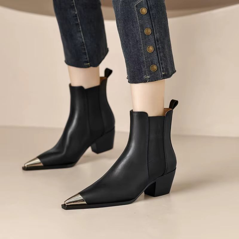 Verona Point Leather Boots